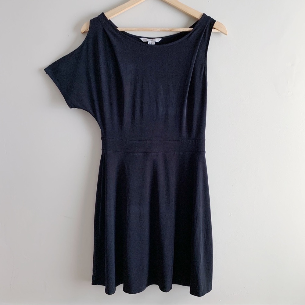 BCBGeneration Sleeveless Mini Cocktail Dress in‎ Black, Size Small
